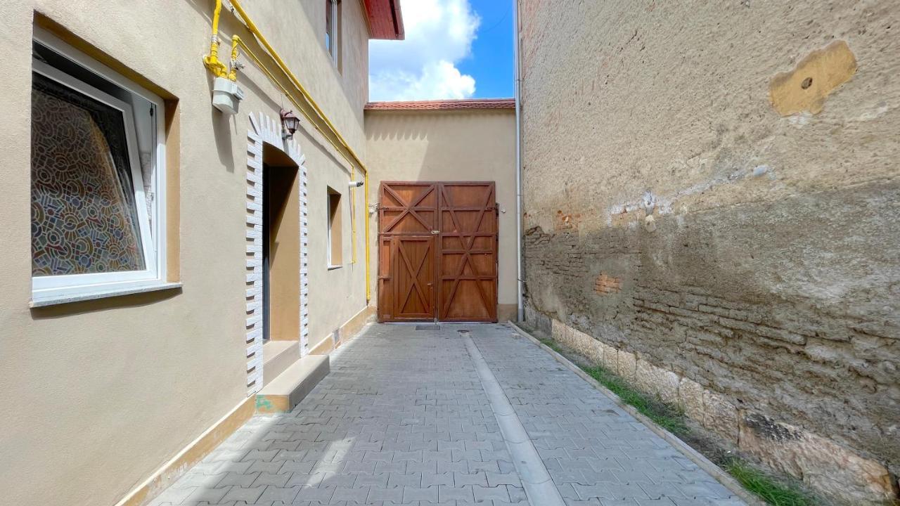 Well Prettyplaces Apartment 001 Brașov Exterior foto